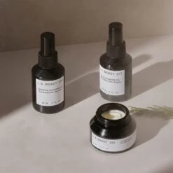 L:A Bruket Essential Cleansing Oil Huile Nettoyante 276 -Dermalogicas Skincare Boutique visuelinspi labruket e3a982e0 2479 4c3b 8cab 058c9b6a51fd